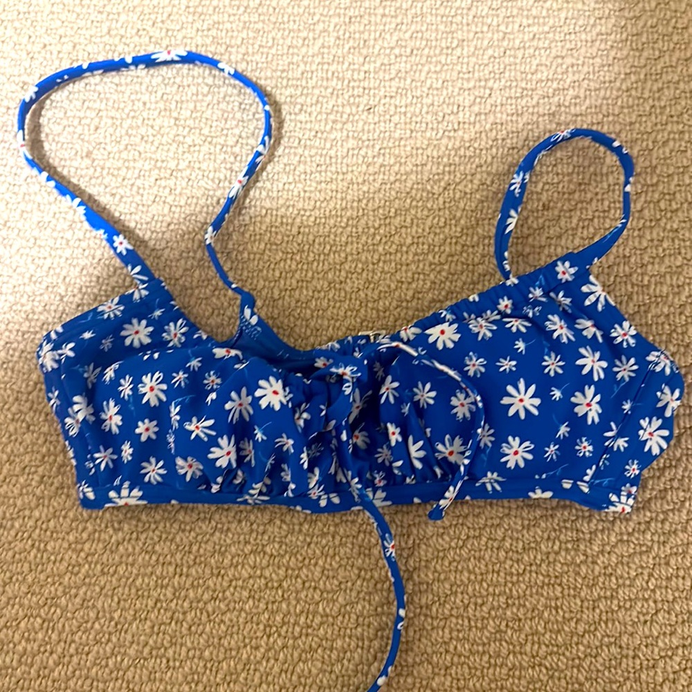 Cute Flower bikini top